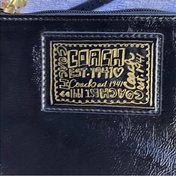 Coach poppy wristlet patent leather w satin NWOT - Picture 2 of 9